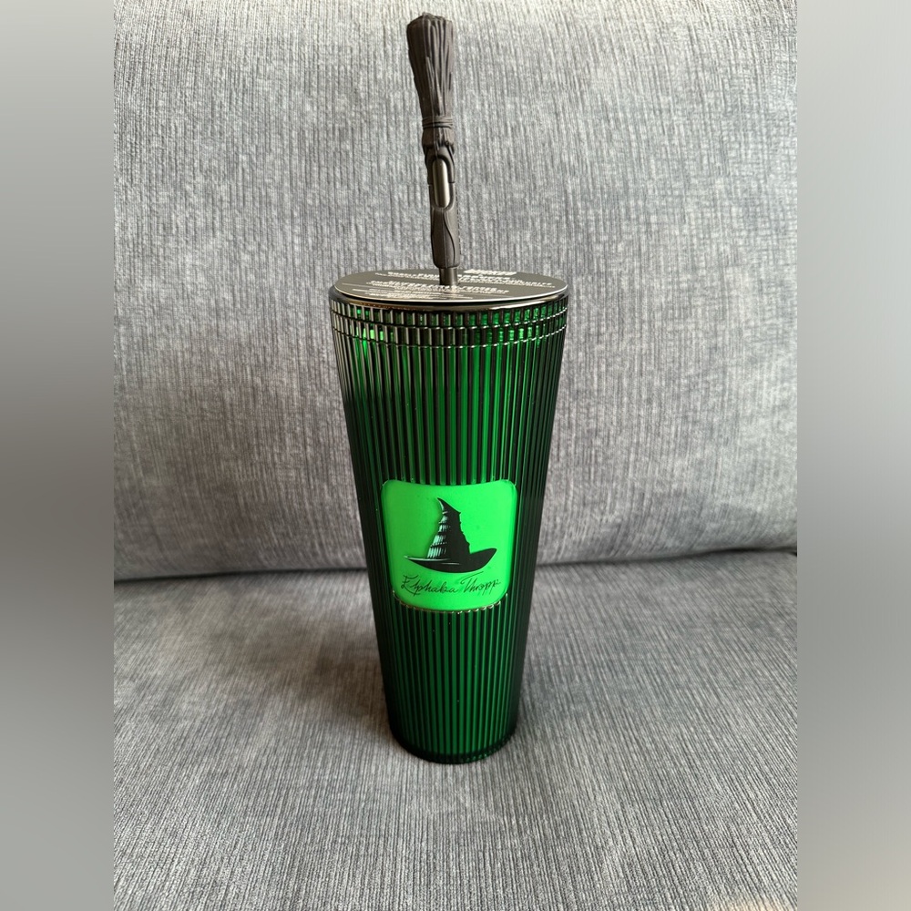 Wicked + Starbucks Elphaba Thropp Glow-in-the-Dark Silicone Straw Topper Cup